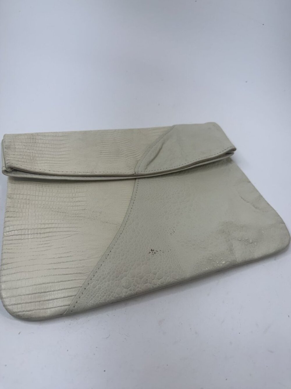 Vintage Beige Faux Leather Clutch With Textured Design & Fold-Over Flap Minimali